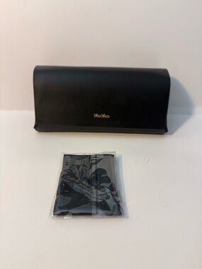 MaxMara Black Sandglasses  Eyeglass Case with Gold Logo